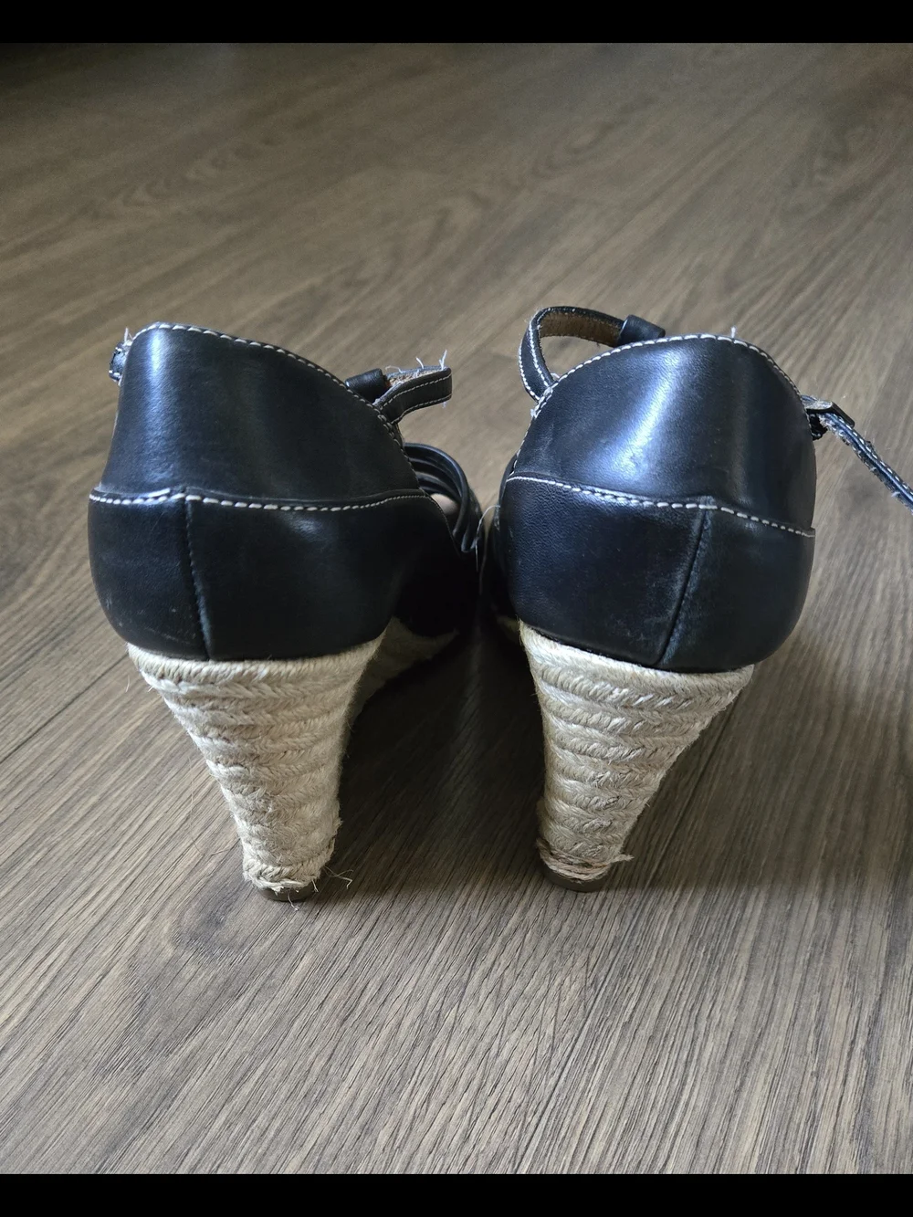 AEROSOLES Black T-Strap Peep Toe Wedge Sandals